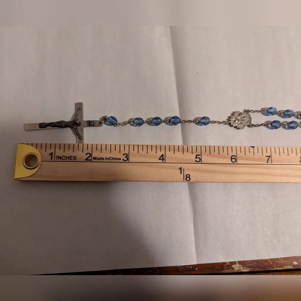 Rosary Beads Blue Silvertone Crucifix Well made Beautiful Italy Vintage